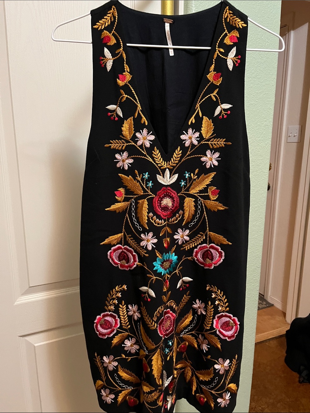 Free People Black Mini Dress with Multicolor Floral Embroidery Sz XS